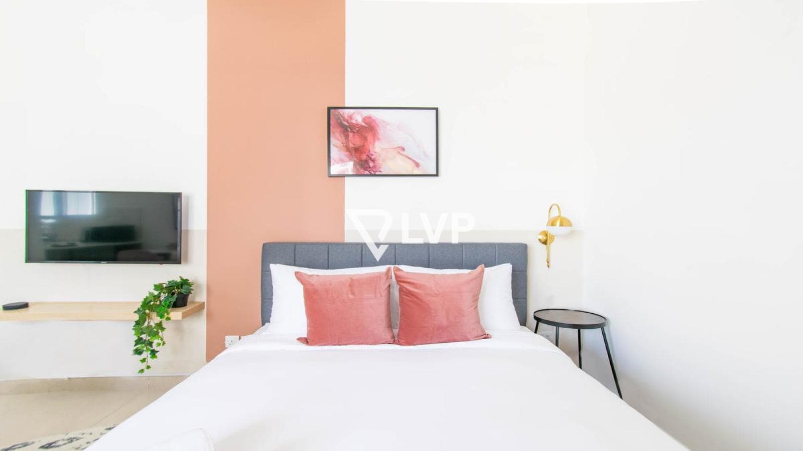 Bills Included | Fully Furnished |Multiple Options — photo 4