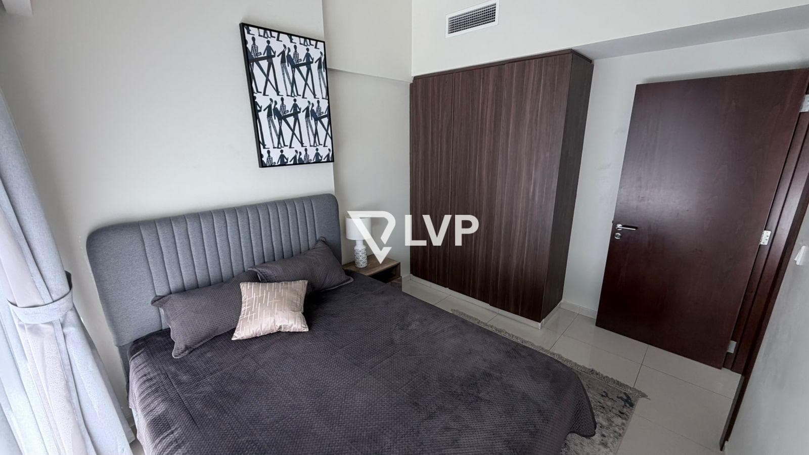 Burj Khalifa & Canal View | Furnished | Mid Floor — photo 3