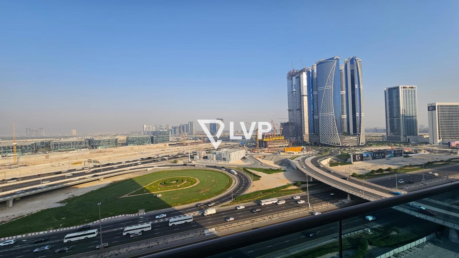 Fully Furnished | High Floor | Canal View | Rented — photo 3