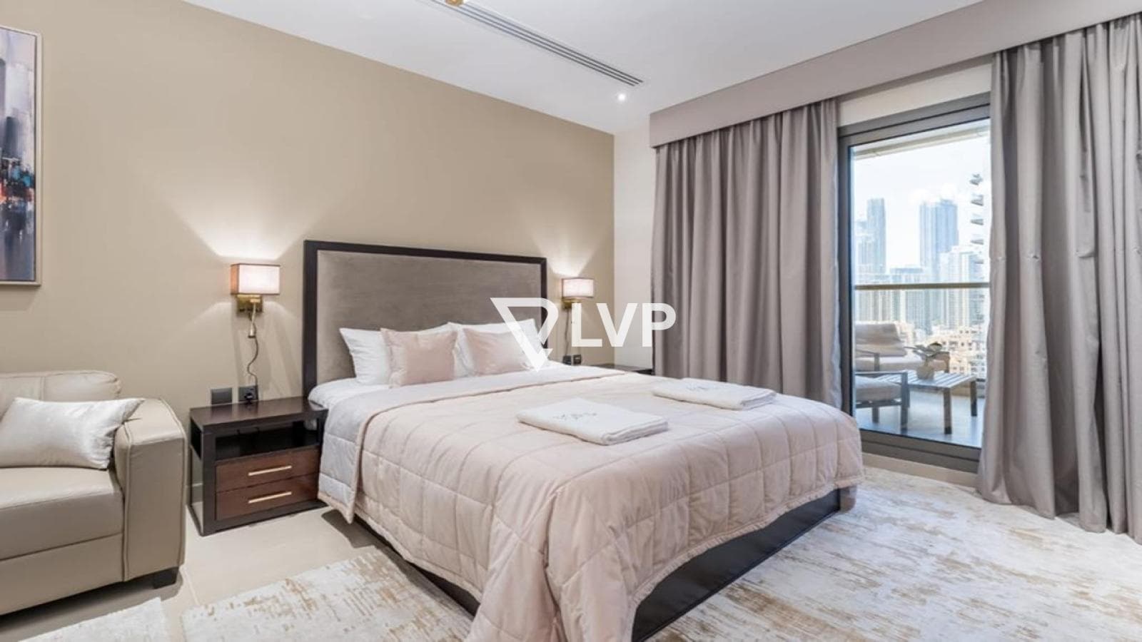 Skyline View | Tenanted | Fully Furnished — photo 5