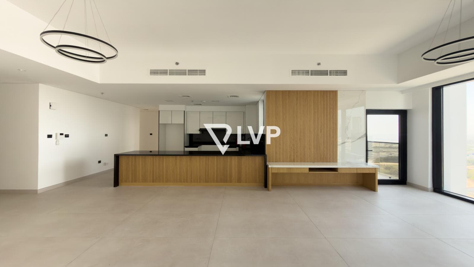 High Floor 3BR | Open View | Family Building — photo 3