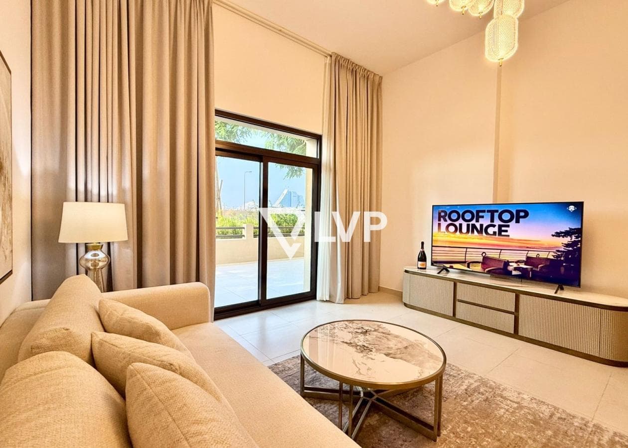 VACANT | PRIME LOCATION | FULLY UPGRADED — photo 3