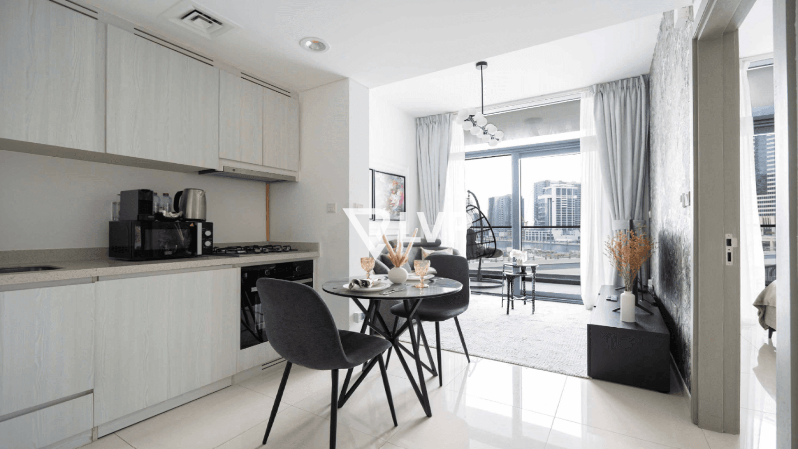 Fully Furnished | Canal View | Stylish 1BHK — photo 5