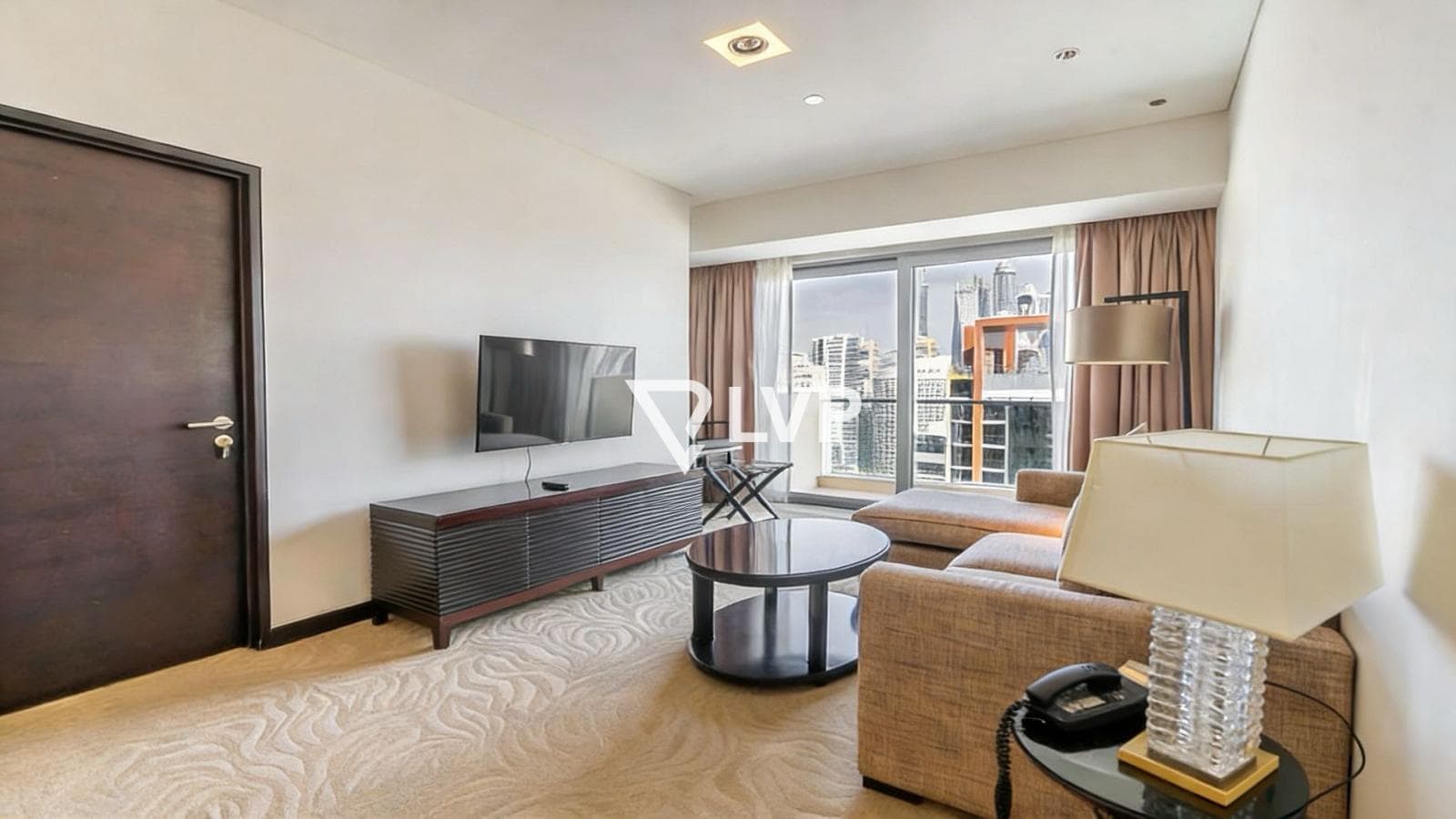 Prime location | Motivated Seller | Marina View — photo 4