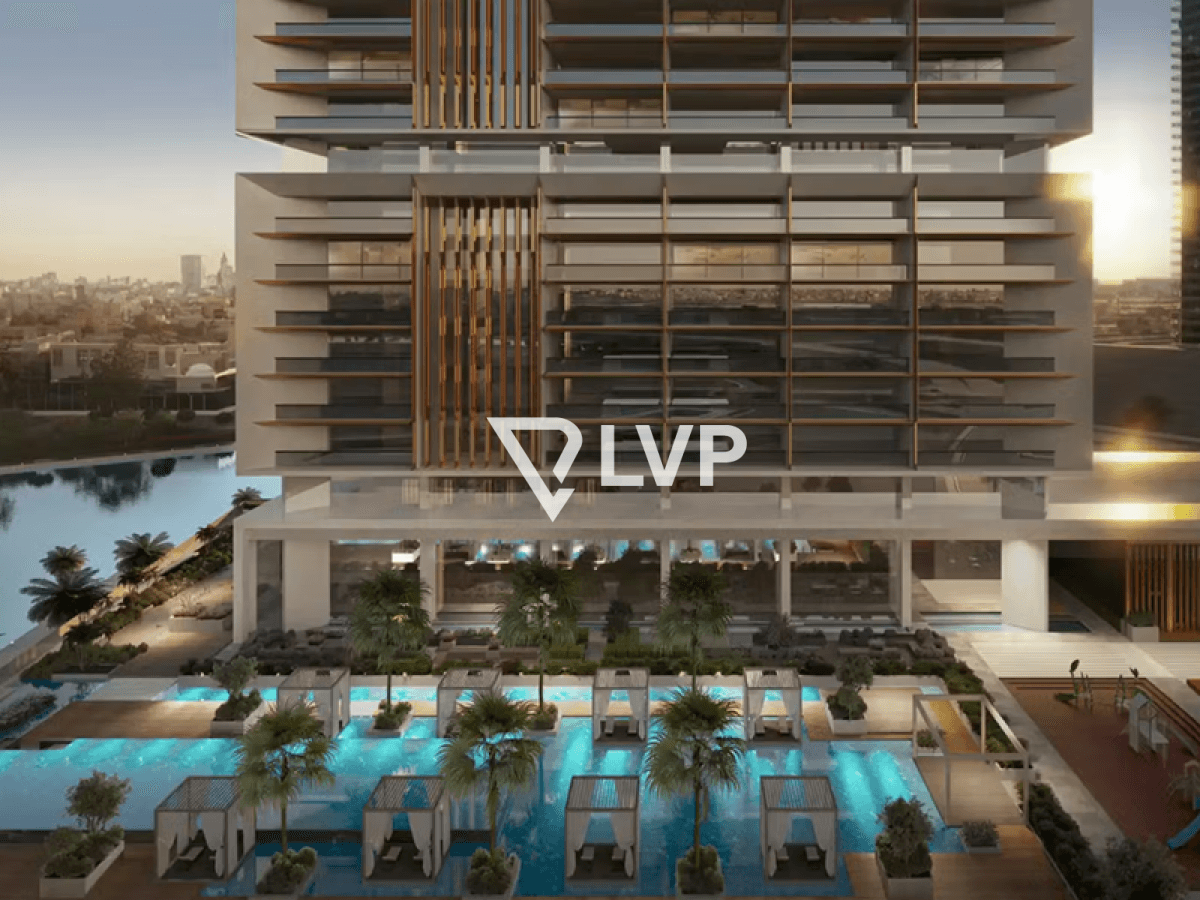 High Floor |Community View| Prime Location — photo 3