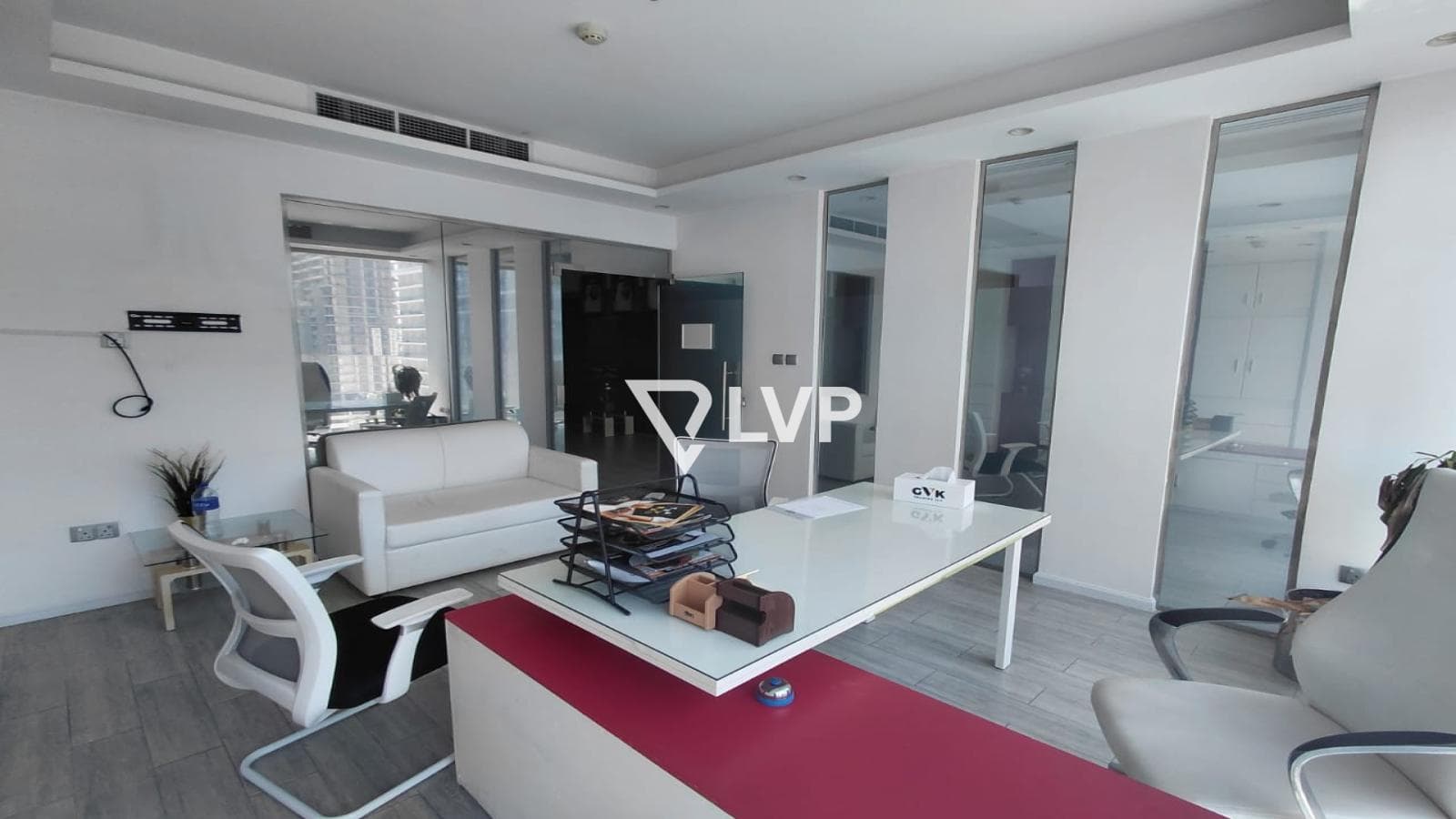 Furnished | Mid Floor | Private Pantry & Toilet — photo 3