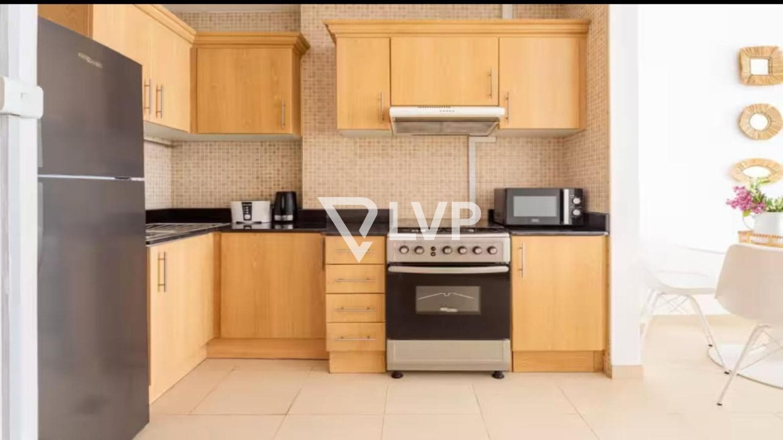 High Floor | Fully Furnished | Canal View — photo 4