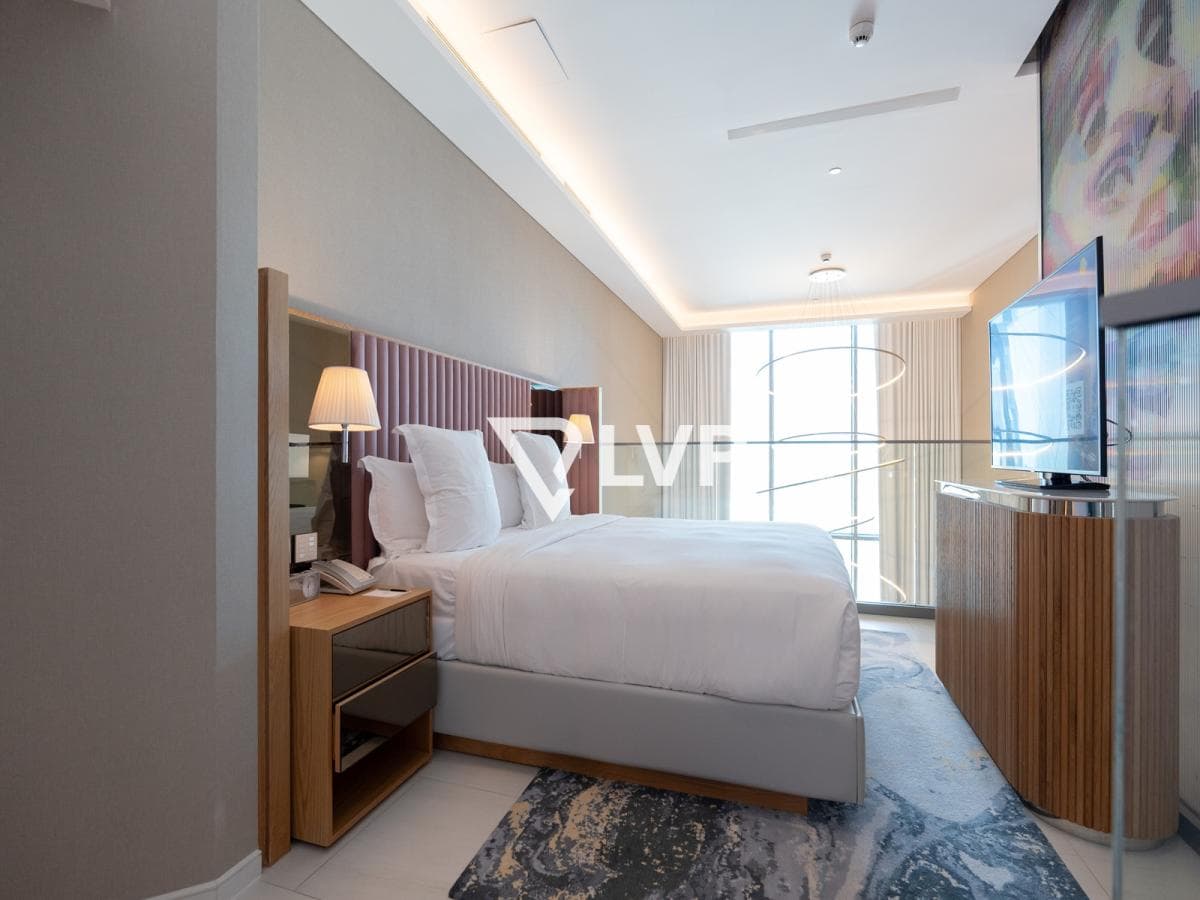 Burj Khalifa and Downtown Views | 1BR Loft Style C — photo 6