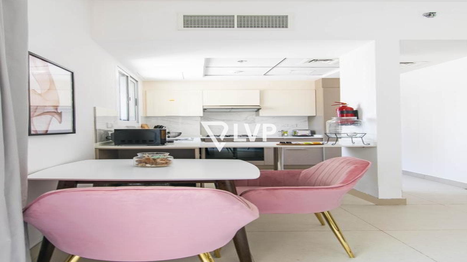 Bills Included | Fully Furnished |Multiple Options — photo 5