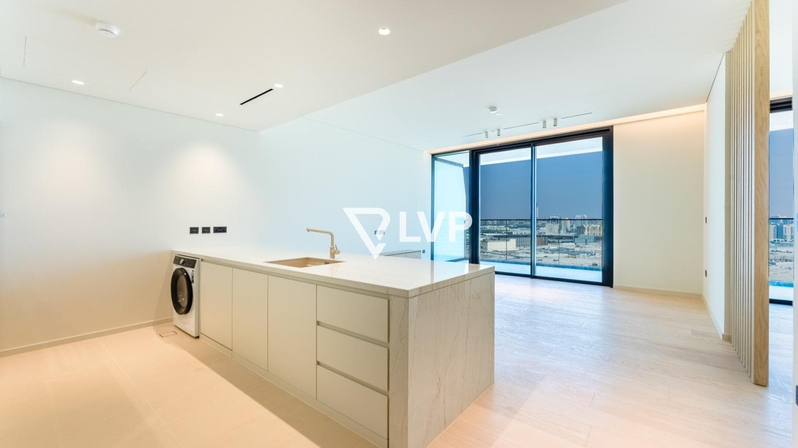 Fully Furnished | Miele Appliances | Park Views — photo 5