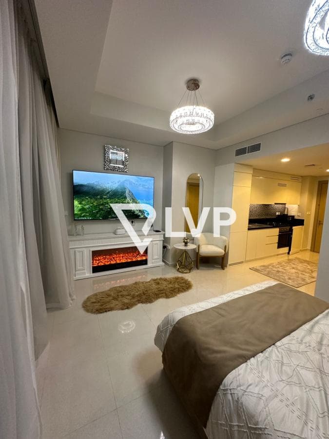 HOT DEAL |VACANT |PRIME LOCATION |STUDIO