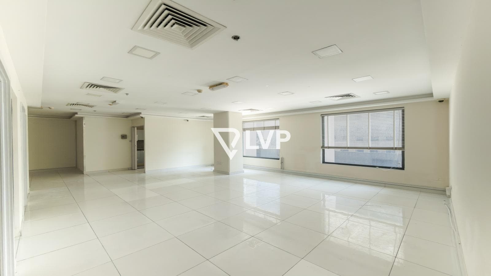 Private Pantry & Toilet |Community View |Spacious