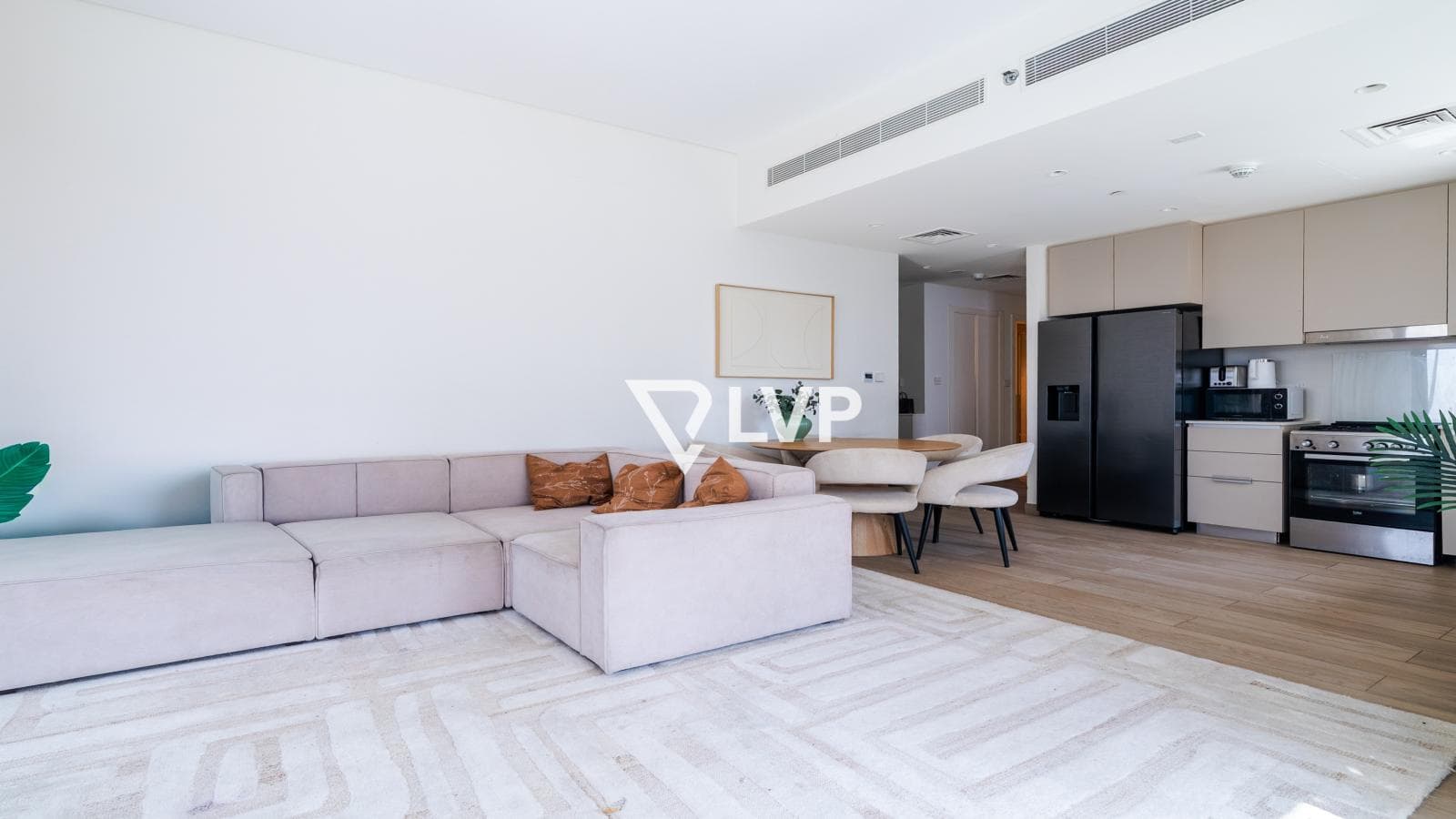 Lagoon View | Exclusive | Spacious Layout — photo 6