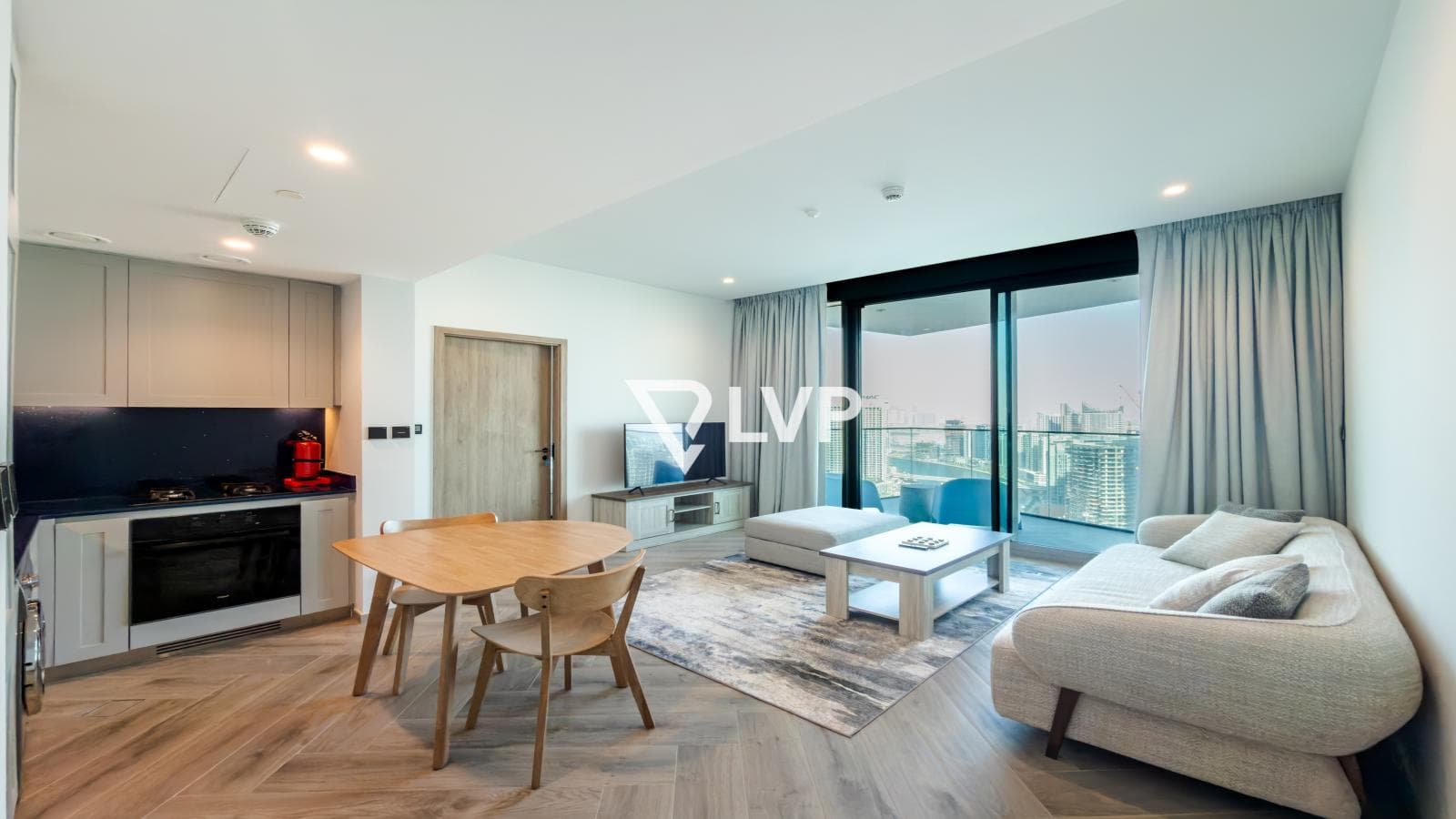 Fully Furnished | Canal View | Mid Floor | 1BR — photo 6