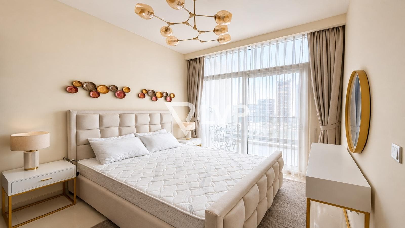 Canal View | High Floor | Fully Furnished — photo 3