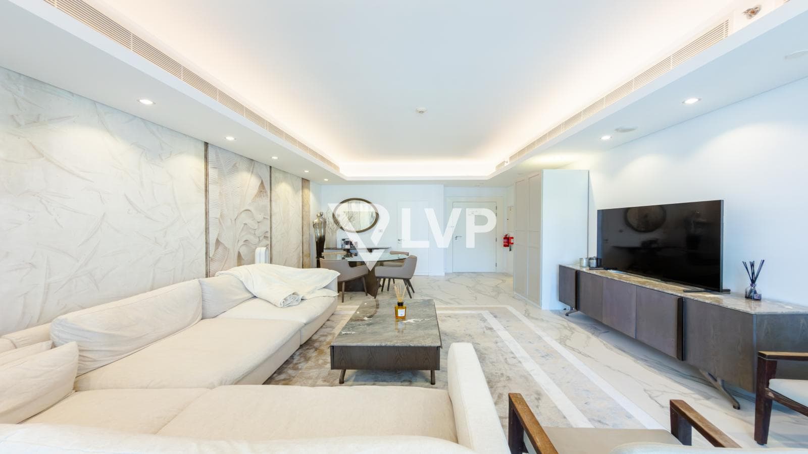 Furnished | Upgraded Unit | High Floor | Open View — photo 1