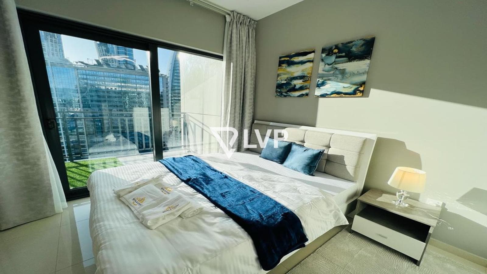 High Floor | Fully Furnished | Canal View — photo 1